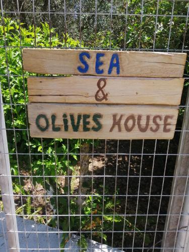 SEA & OLIVES HOUSE