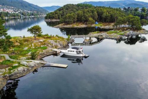 Luxurious villa at Troldhaugen