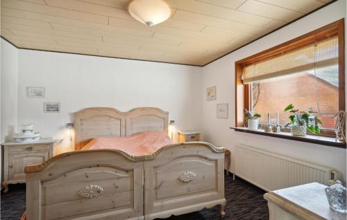 3 Bedroom Gorgeous Home In Bkmarksbro