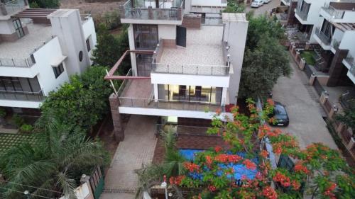 HAWKSTON 4 BHK VILLA LONAVALA