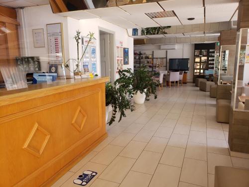 Napa Prince Hotel Apts - image 11