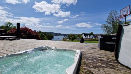 Luxurious villa at Troldhaugen - Accommodation - Bergen