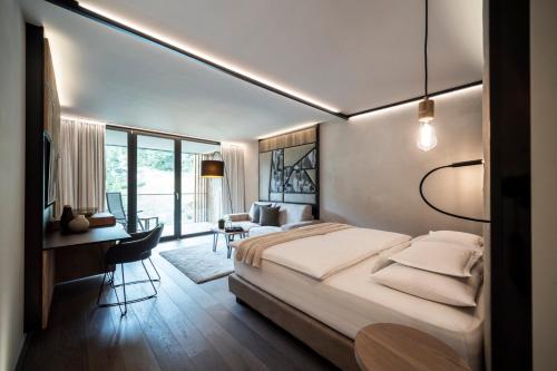 Viktoria Alpine Hideaway Room Type - Superior Twin Room with Garden View Viktoria Alpine Hideaway Room Type - Superior Twin Room with Garden View