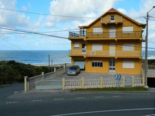 Piso en primera línea de playa en Lariño