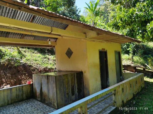 Tongkonan Layuk Kalembang Homestay