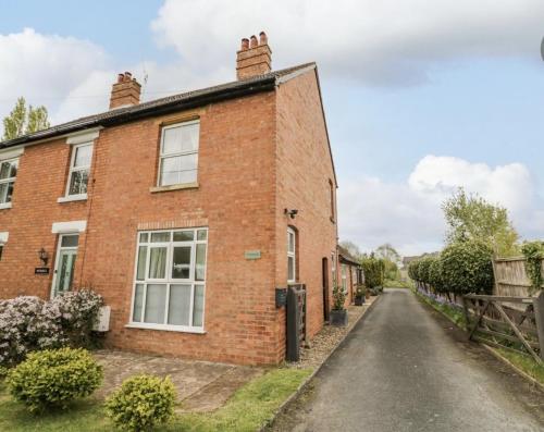 Lovely Comfortable 3 Bed Home, Worcester