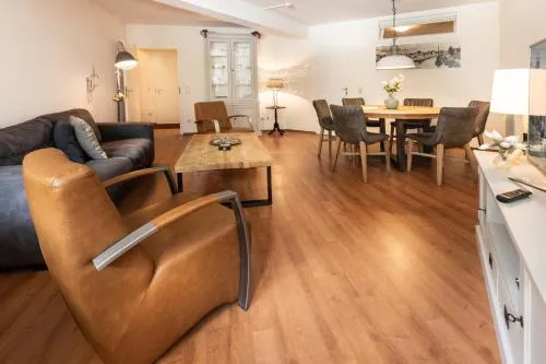 Geräumiges Familienapartment mit Pool & Bergblick in Mittelberg, Österreich