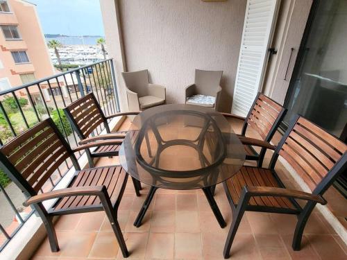 Appartement Six-Fours-les-Plages, 2 pièces, 5 personnes - FR-1-316-118 - Location saisonnière - Six-Fours-les-Plages