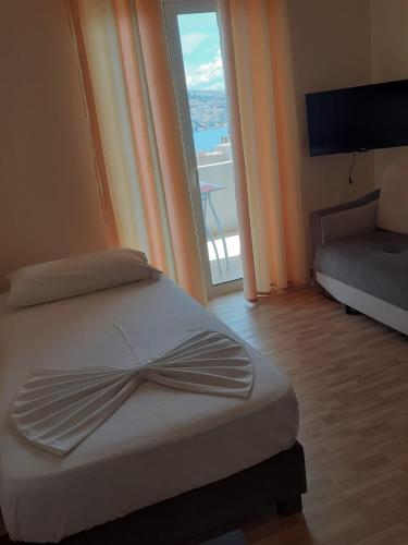 Apartment with Sea View image 10