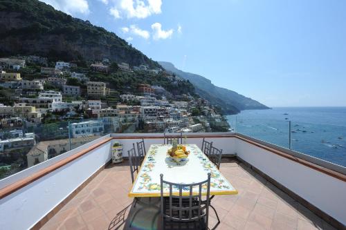 Casa Patty...Breath-taking view! - Apartment - Positano