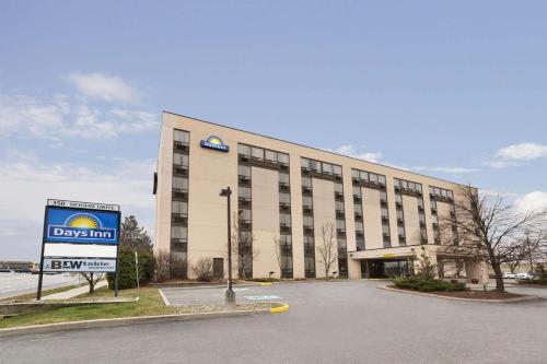 Photo - Days Inn by Wyndham Ottawa West