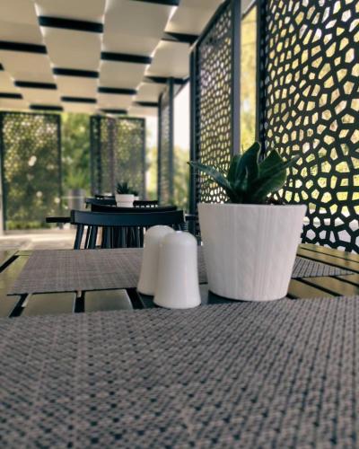 Nimfi Hotel Skiathos - image 3