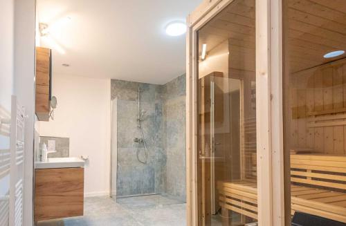 Holiday Home image 2