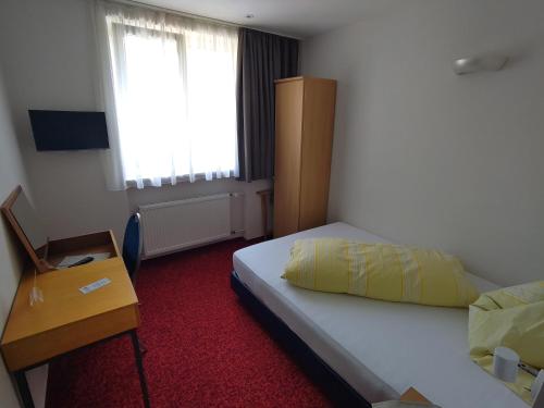 1 twin bed