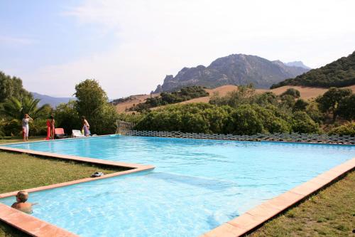 Chambre d'hôtes Et Camping Domaine Pero Longo