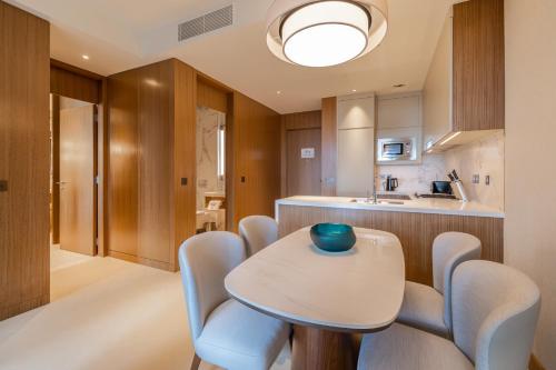 Premium 1BDR Apartment in Downtown Opera - image 13