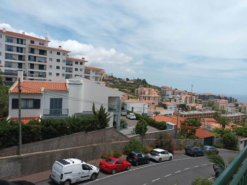  Sunrise Garajau Apart in Santa Cruz