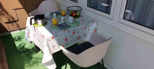 ระเบียง/ชานเรือน, Ferienwohnung 90 m2 in Sulzbach 2 Minuten Fußweg zum Krankenhaus in ซัลซ์บาค