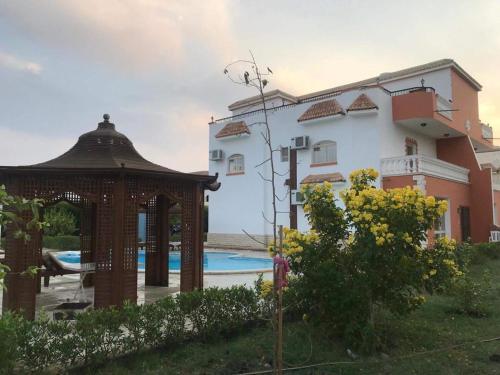 Villa , Mubarak 6, close to Magawish