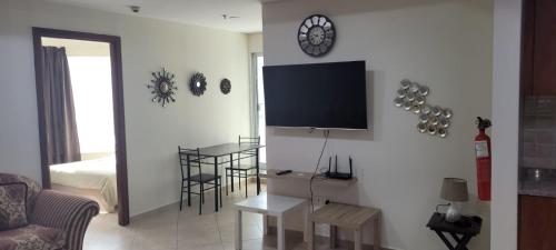 lovely 2BHK Near to DMCC Metro Station -505, Dubaï (photo 6)
