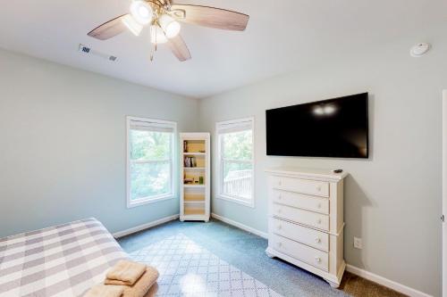 Hilltop Hideaway Hilltop Hideaway