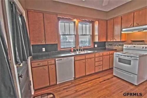 廚房, Home near Zoo/College World Series/Downtown in 南