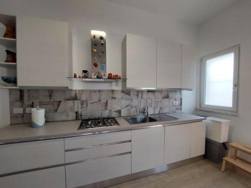 Three-Bedroom Apartment image 9