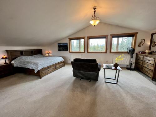 Denali Luxury King Studio Suite w/all amentities and Spectacular Views - image 13