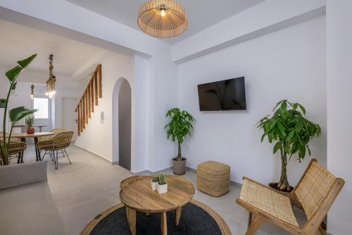 Suites 33 4