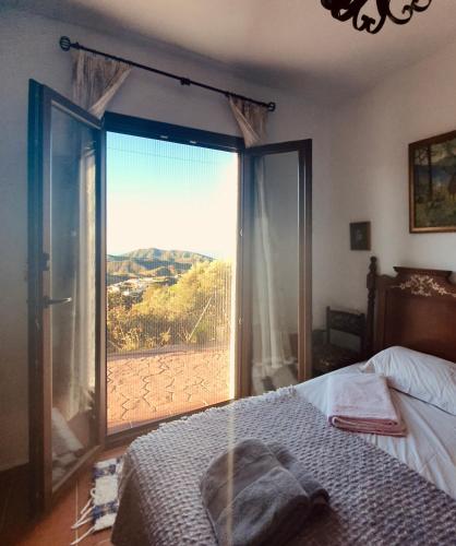 Kilátás, En-suite bedroom with private entrance at Casa Sofija in Sedella