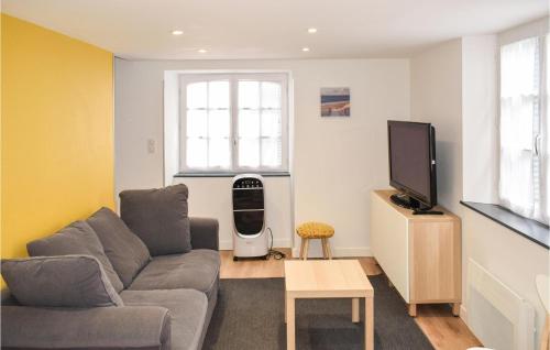 2 Bedroom Cozy Apartment In Bayonne - Location saisonnière - Bayonne
