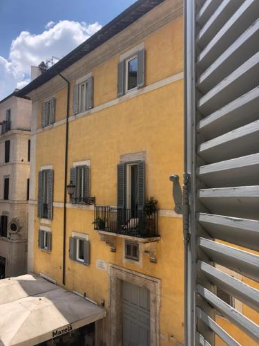 NEW! BELLISSIMO PalazzoFranchi Pantheon, Roma (foto 3)