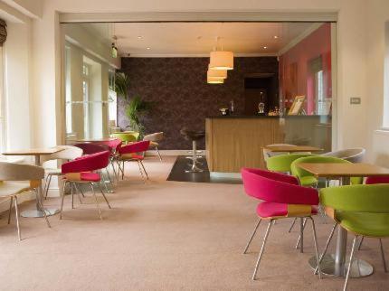 Pub/Lounge, Roffey Park Venue in Colgate