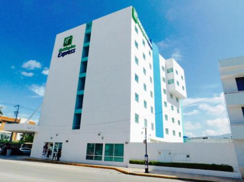 Holiday Inn Express Tuxtla Gutierrez La Marimba, an IHG Hotel