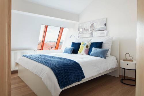 Exclusive Old Town Suites with City Views & AC by EasyBNB Premium, Praga (foto 5)
