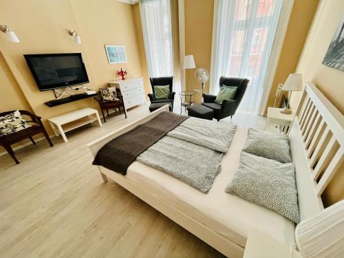 Academy Home - Elegant place next to the Parliament, Budapest