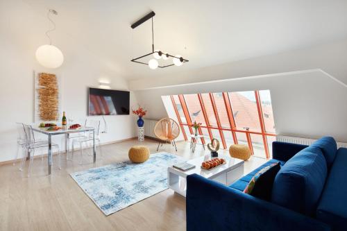 Exclusive Old Town Suites with City Views & AC by EasyBNB Premium, Praga (foto 9)