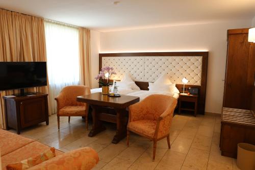 3 bedrooms, 3 beds