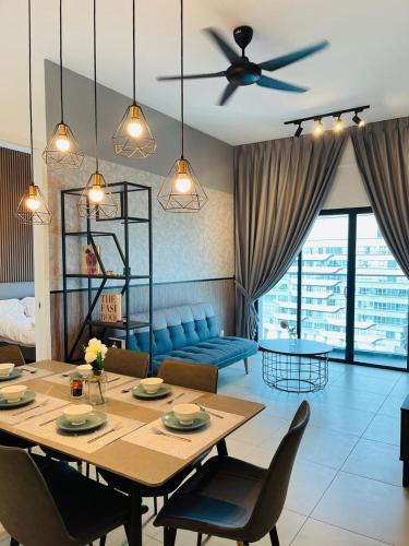 Paradise Suites At Reizz Residence