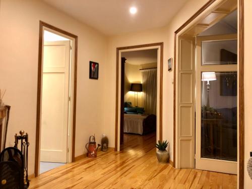 Maison Biscuit. Apartament a la plaça de la vila (Maison Biscuit. Apartament a la placa de la vila) in Camprodon