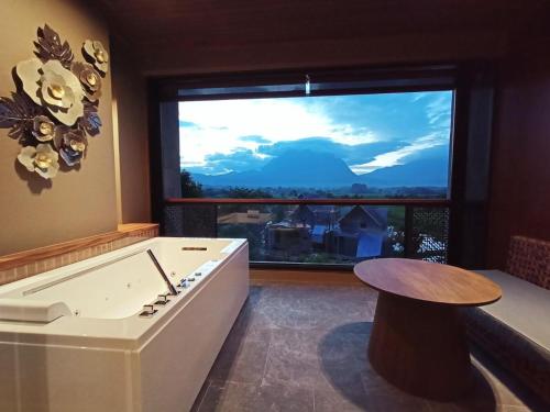 Yatika Boutique Chiang Dao Room Type - Deluxe Double Room with Balcony