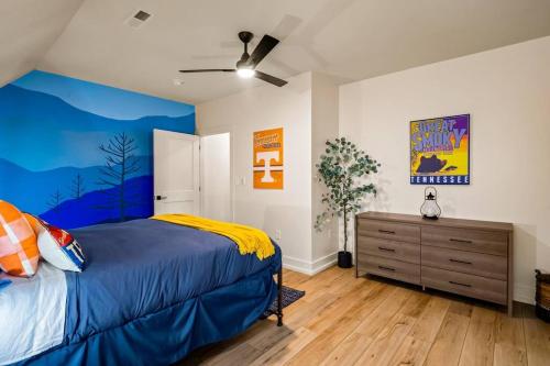 *Dog Friendly*Modern home-Minutes to Dollywood, Gatlinburg, Smoky Mountains & Pigeon Forge!