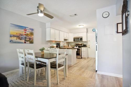 5 stars Peaceful Condo - 7 min walk to the beach in Hiltonhedailenda (SC)