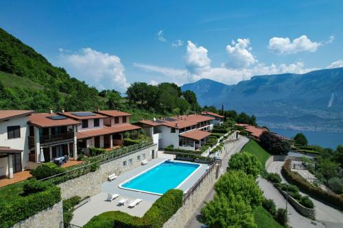 Residence Altogarda - Apartment - Tremosine Sul Garda