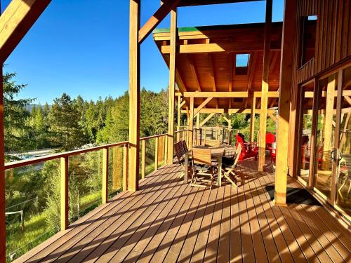 Myra Canyon Lodge