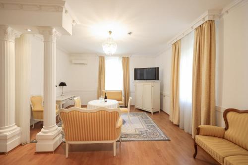 Hotel Val Room Type - Junior Suite