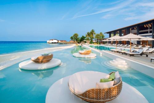 Swimming pool, The Westin Maldives Miriandhoo Resort in Baa Atoll