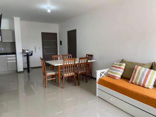 One-Bedroom Apartment image 10