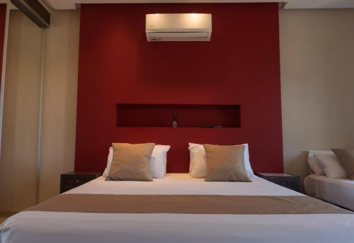 Standard Triple Room image 5