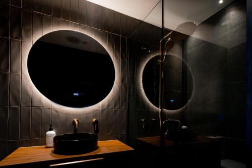 The Cobbler Hotel - image 2